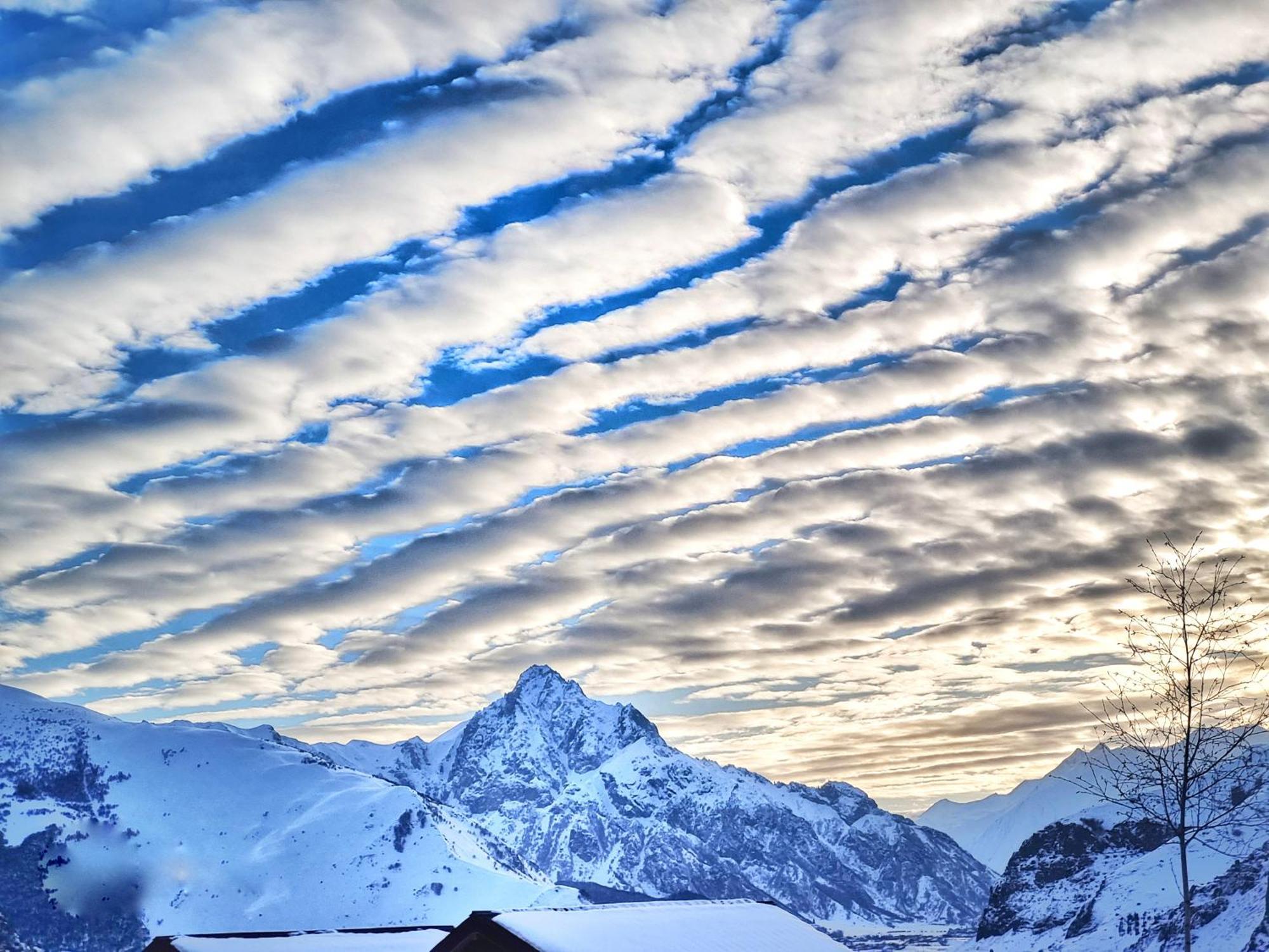 Sunshine Kazbegi Hotel Eksteriør billede