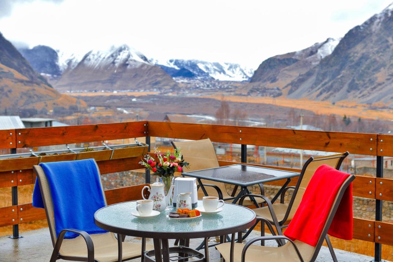 Sunshine Kazbegi Hotel Eksteriør billede